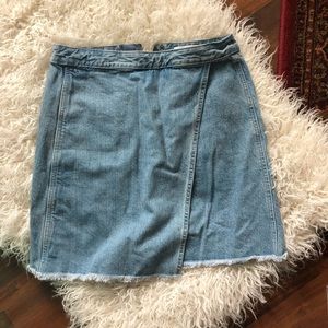 Loft jean frayed skirt size 0